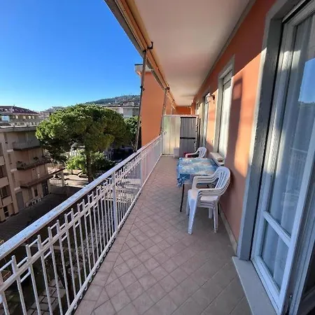 Pm Via 15 Colombo - Marina dʼAndora